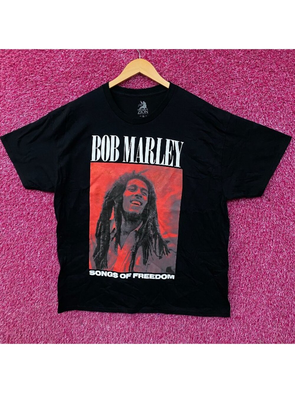 Zion Rootswear Bob Marley Songs of Freedom Graphic T-Shirt XL
